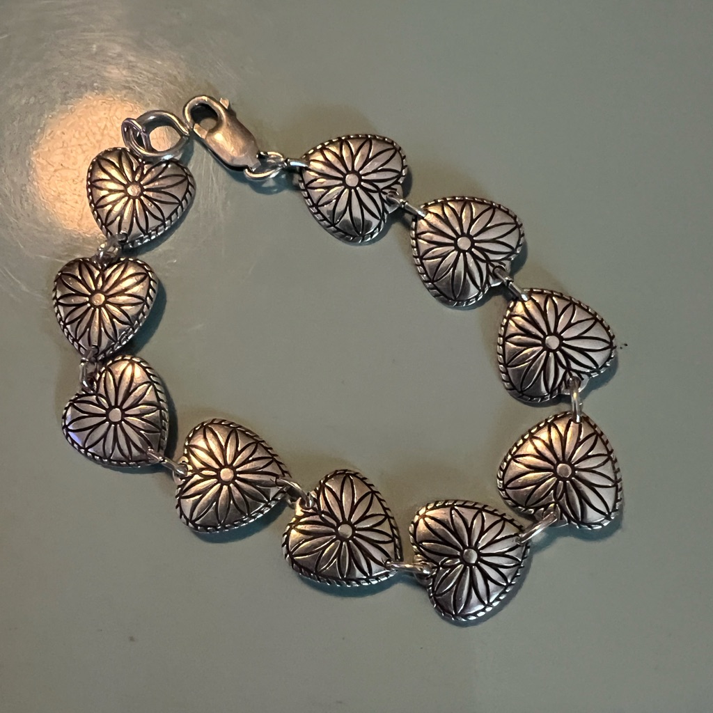 Vintage Native Wm Wheeler .925 Sterling Silver Heart Bracelet